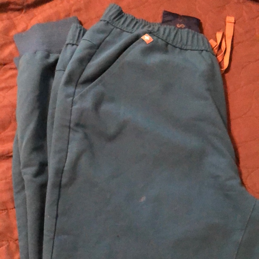 Figs size large scrub set
